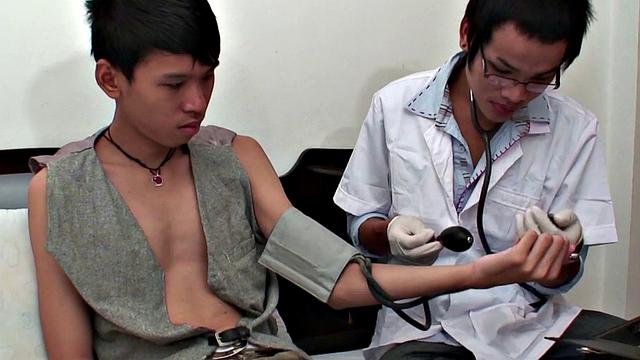 Petite Asian enjoys sex with doctor at his home