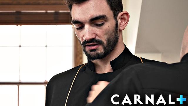 когда батюшка срывает одежду, исповедь становится жаркой