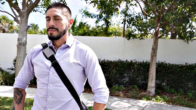 Tattooed picked up guy fucks gay ass in public outdoor van