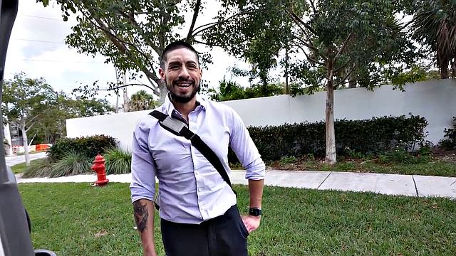 Tattooed picked up guy fucks gay ass in public outdoor van