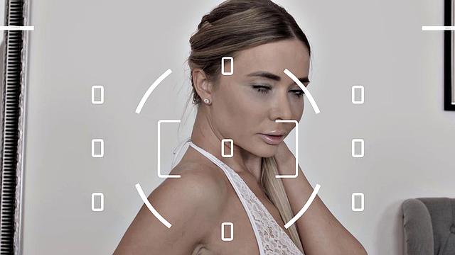 RIM4K. Smart model pays for erotic pics by giving photographer a rimjob