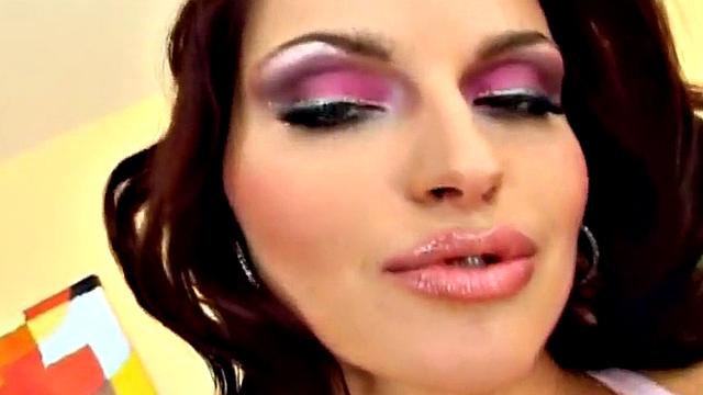 Booty babe dancing and stripping