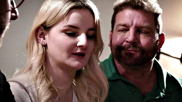 Bisexuals enjoy fucking hard in threesome