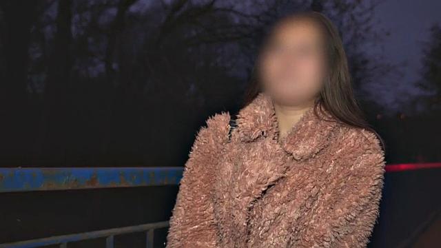 Fake priest bangs face-hiding babe in public van outdoors