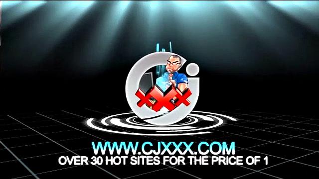 Сидни Остин дрочит член и кончает мощно