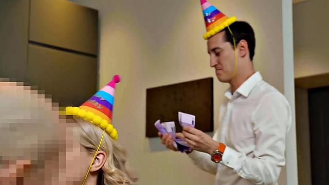 HUNT4K. Man bangs honey in ass and pays boyfriend for anal fun