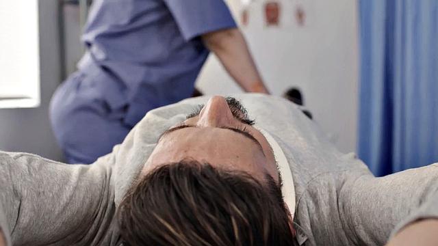 Big-titted cougar and her busty BFF in 3some