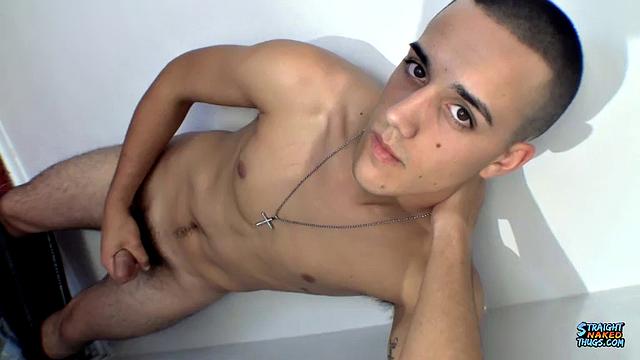 His 2nd Cum Of The Day - Leo McArthur