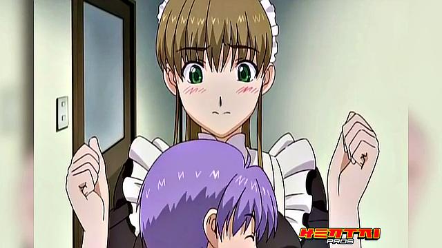 Грудная служанка в ошейнике готова на всё для хозяина, даже банан не стала жалеть - а прогулка по парку только начало шоу.