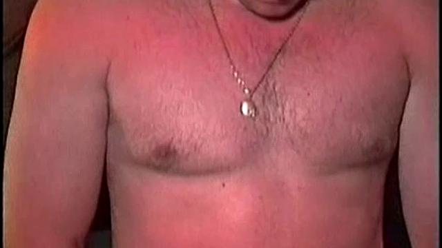 Steven isn't all that good looking, but his manly reserve and gentle personality are very tatractive to me. Anxious to please and willing to be of service, he's the perfect guy for doing videos.