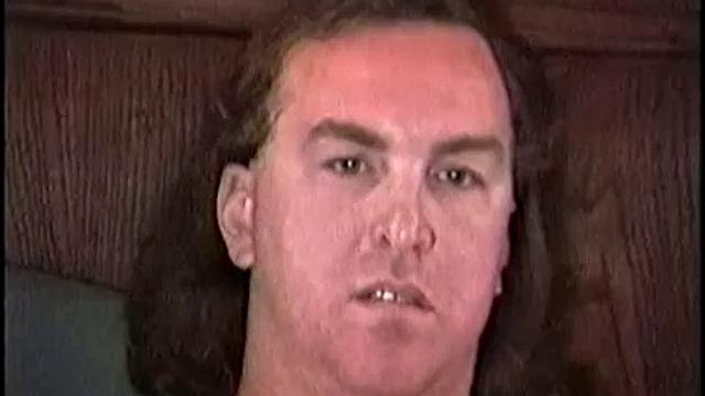 Steven isn't all that good looking, but his manly reserve and gentle personality are very tatractive to me. Anxious to please and willing to be of service, he's the perfect guy for doing videos.