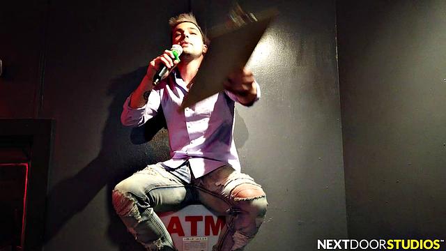 NextDoorHomemade - Jock Fucked By Muscle with A Hot Audience