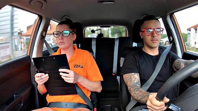 Real driving instrucor babe pussypounded by student in car