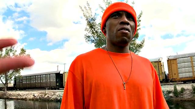 Oiled Black thug picked up and fucked outdoor by white