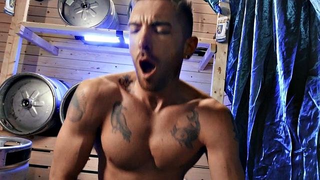 Str8 wild dude drilled by gay stud in anal hole