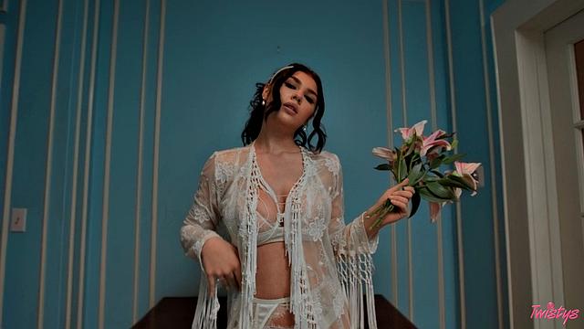 Totm - Feast Your Eyes