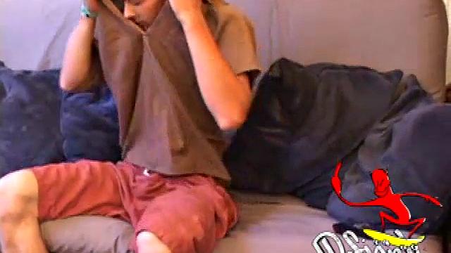 Томми Нолан дрочит себе - настроение миллионера