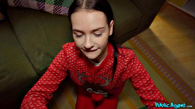 Big tip for Xmas delivery girl