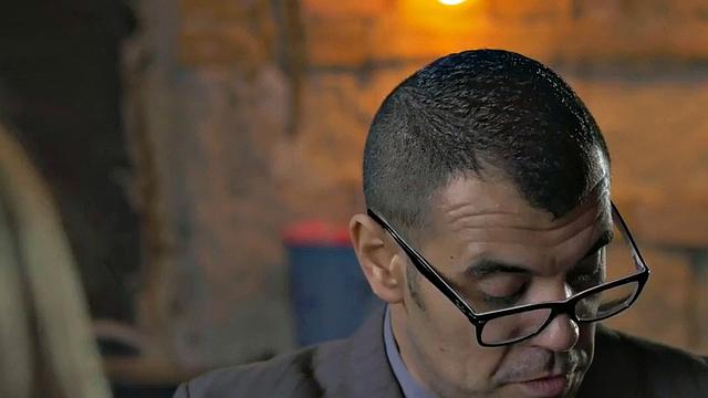 Ebony office bae seduced by nasty dyke in meeting room