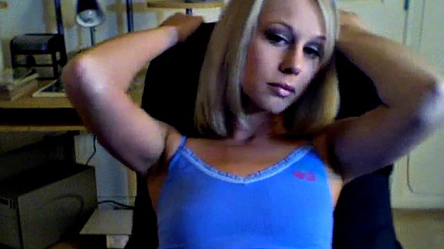 Hot teen Kylie in softcore