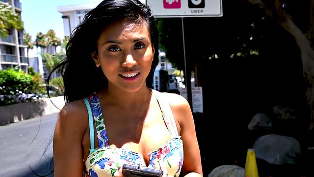 ember snow отсасывает так, что даже конфеты завидуют