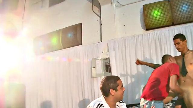 Real shameless girl gives head at party