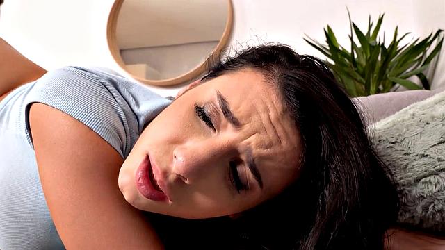 STUCK4K. Roommate helps Nelly Kent but wants to fuck in return