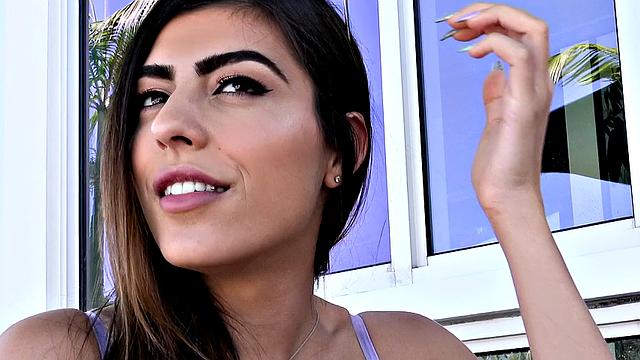 AudreyRoyal gets down and dirty with a tattooed dude in POV handjob and doggystyle action