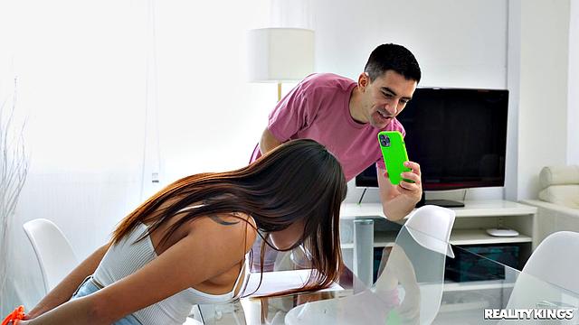 No Hands Challenge