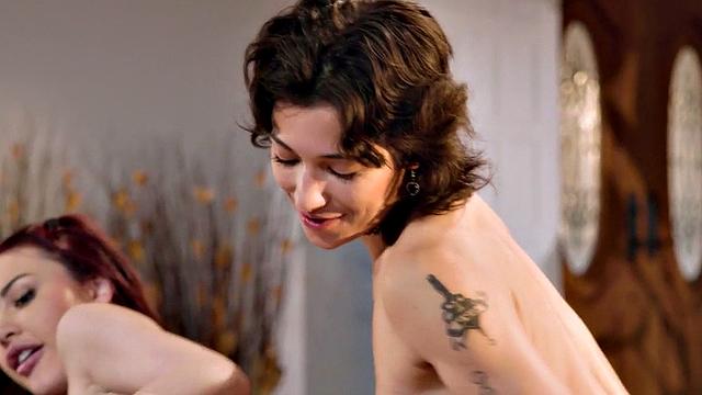 College darlings scissoring hairy pussy after class