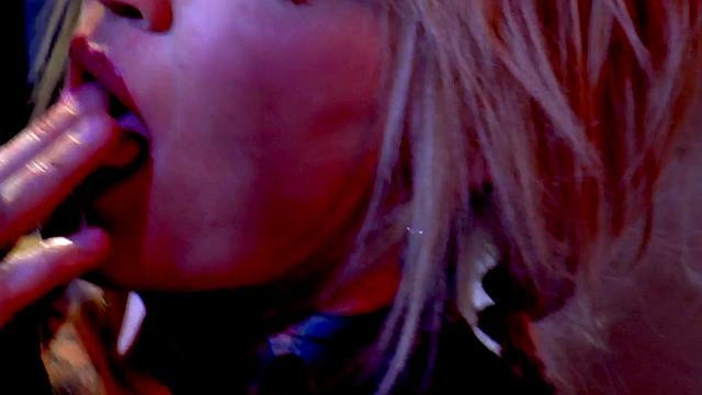 Tattooed glamour babe with big tits masturbating solo