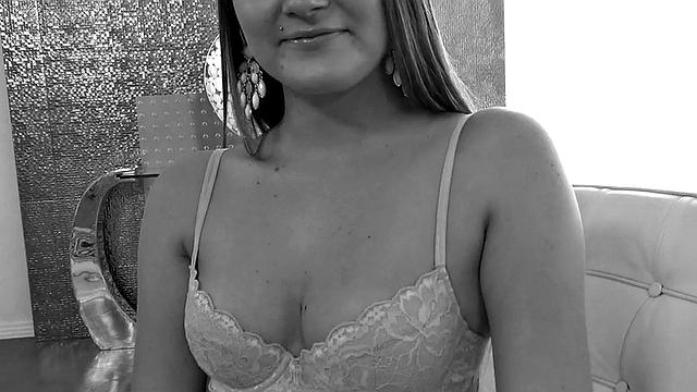 Rimming 21yo dyke eats GFs wet pussy and ass on the couch