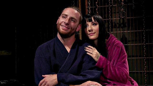 21yo inked female with small boobs pussylicked by sub