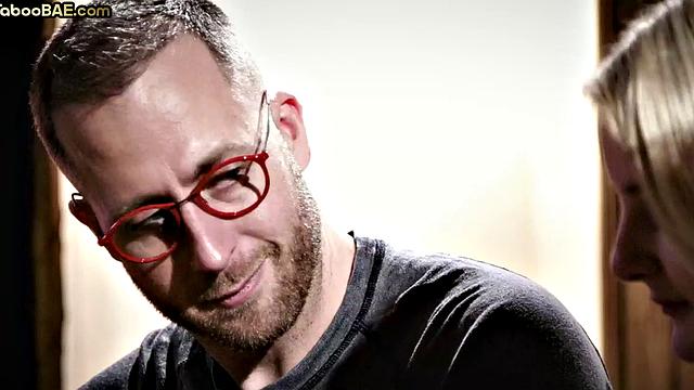 Busty babe got pussyrammed and cum in mouth in 3some