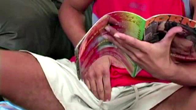 Антонио и Фелипе устроили латинскую гей-вечеринку с большими членами и без стеснения в попку, всё ради хорошей кончины, ну а что ещё делать взрослым мужикам?