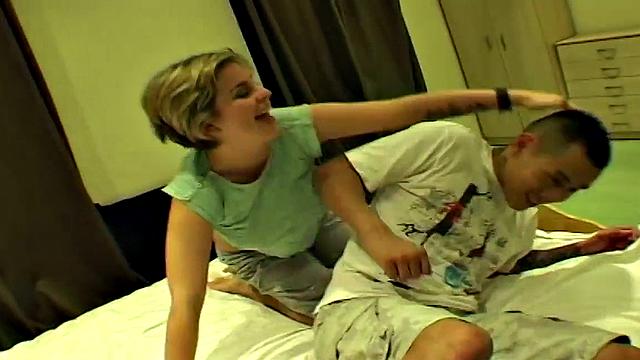 Hairy pussy gf takes ass fucking