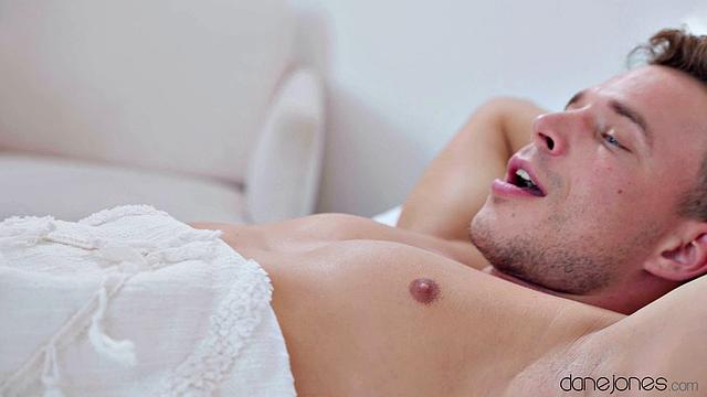 Tight pussy opens up for partner