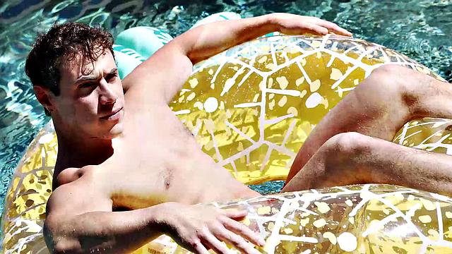 Horny Photographer Rails Beefy Stud At Sex Positive Resort - Nico Coopa, Kyle Fletcher