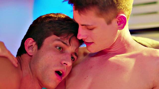 Horny Photographer Rails Beefy Stud At Sex Positive Resort - Nico Coopa, Kyle Fletcher