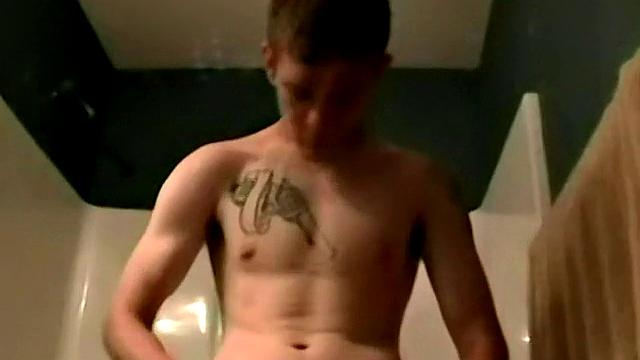 Well-Endowed Straight Guys Enjoy Frottage Fun - Eskimo