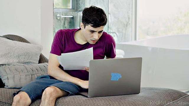 Free Use Families 2 - Scene 2 - Keep It In Family