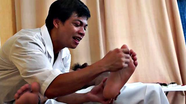 Gorgeous Josh comes in to Dr. Tickle's office for his annual checkup. Doctor Tickle and Vahn put Josh through a complete tickle treatment which includes therapeutic foot tickling with feathers and fingers.