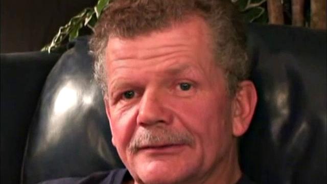 This muscular guy doesn't do much for me. We were introduced by someone who was really trying to be helpful. So, even though I wasn't interested, here he is. Daniel is 42 years old, and earns his living as a plumber.