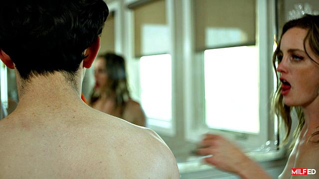 мамочка-миф ловит кайф от взрослого хрена