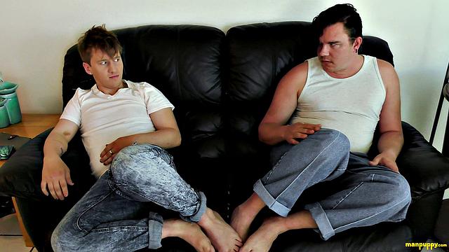 Barefoot Boys Wrestling! - Elis Ataxxx &amp;amp; Leo Blue Clash
