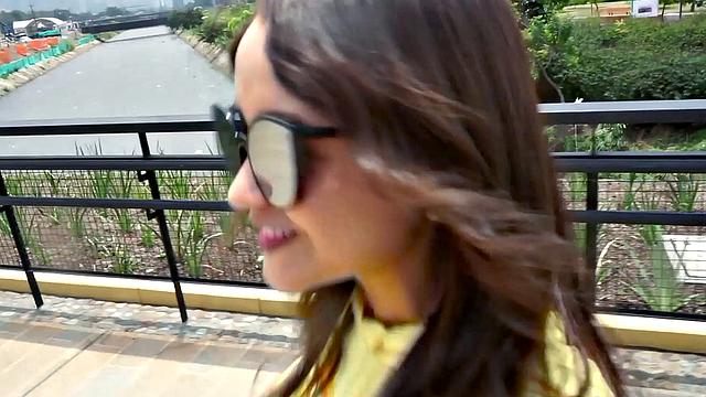 Sunglasses And Latina