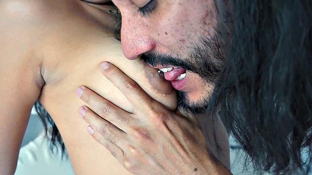 Sunglasses And Latina