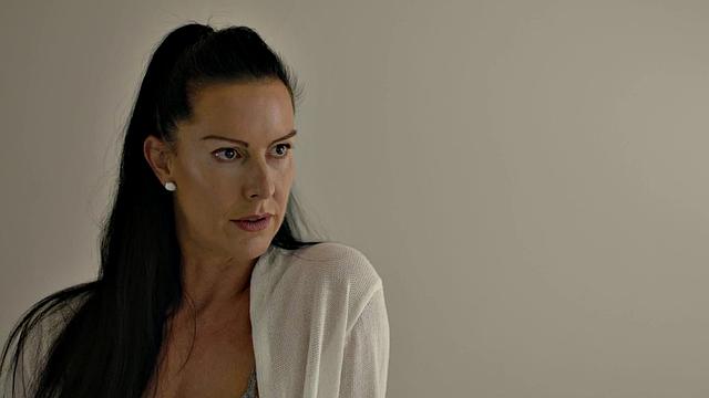 Cocksucking stepmom lets stepson fuck her haircunt