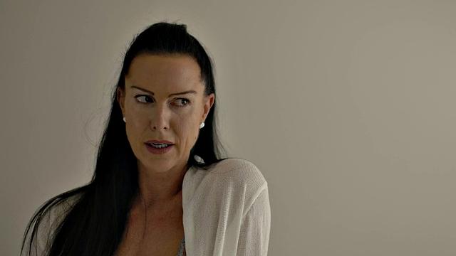 Cocksucking stepmom lets stepson fuck her haircunt