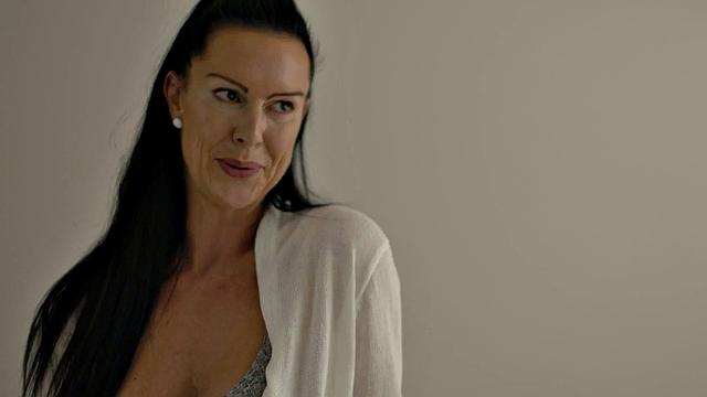 Cocksucking stepmom lets stepson fuck her haircunt